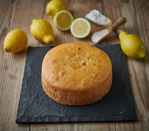 8 inch round plain lemon sponge cake 